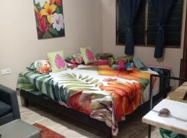 Hitimahana lodge – hotel w mieście HUH