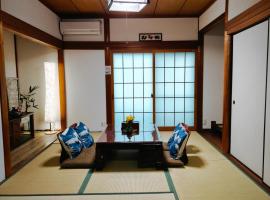 Via Tsuru鶴苑1 minute from the station!, Hotel in Izumi-Sano
