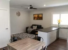 Comfortable 3BR Home Parking