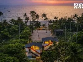 StayVista at Dynast - By the Beach with Pool, Lawn