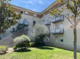 Bel appartement dans jolie résidence