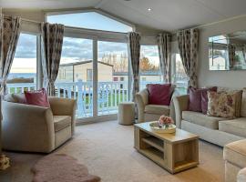 Glencross Golf Village, hotel a Ayr