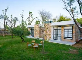 Nature 95 by ELIVAAS 4 BHK Farm with Private Pool