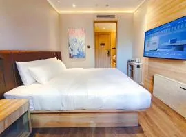 Hanting Beijing West Station Lize Business District Hotel