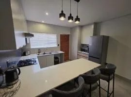 Absolute Stunning Townhouse 49 1 on York