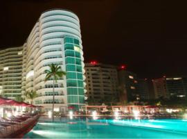 Bay View Grand Marina Condo 1004S, Hotel in Ixtapa
