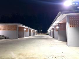 Third Space House, hotel u gradu Ban Chak Phak Kut