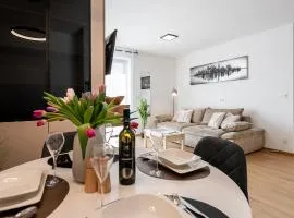 Brand New Apartment with balcony - City Center
