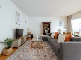 Grand logement moderne avec 4 chambres a Paris 15ᵉ