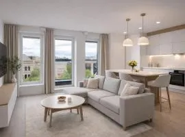 BLACK PEARL DELUXE Apartments in OLD TOWN