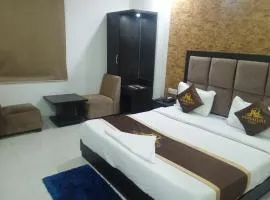 Hotel Surjit Suites 37