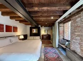Avogaria 5 Rooms