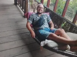 Loyguesthouses and restaurant Dondet sunset side