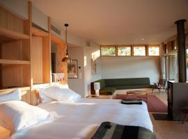 Les Échasses Golf & Surf Eco Lodge, hotel sa Saubion