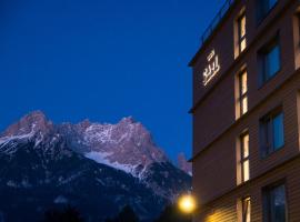 Hotel DAS SAAL, hotel di Saalfelden am Steinernen Meer