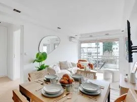 Charming Apt with AC & balcony