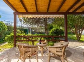 200m From the Sea, Villa with Garden, Pet Friendly