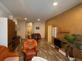 Sea & Sand Hotel, khách sạn ở Vlorë