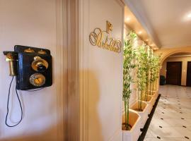Park Palace Hotel, hotell i Kolkata
