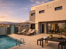 VillasRoyale Rex - no steps, easy access, heated pool & BBQ
