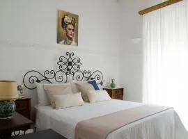 Casa Camelia - Cathedral View Apartment, 90m from Duomo