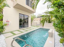 Private Pool Villa in Sharjah - Green Gem - BBQ Pit - Maid Room, hotel a Sharjah