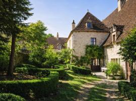 Aile du Château de Busqueilles à Autoire, 3 chambres, 3 SDB, vue parc & calme, hotel a Autoire
