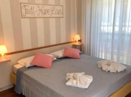 MH Hotel Maracaibo, hotel in Rimini