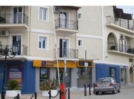 Karafelas rooms، فندق في مدينة سكياثوس