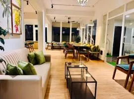 BluO 1BR Hitech City - Bathtub, Balcony, Gym