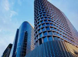 URBAN APARTMENTS Premium 18th floor No 14 - Air Condition - Free Garage,
