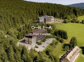 젤레즈나루다에 위치한 호텔 OREA Hotel Špičák Šumava