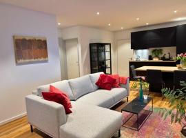 Top Apartment in Kranenburg - central & quiet - terrace and large windows - incl parking, fast WiFi, Box-Spring bed, washer & dryer, Netflix, hotel em Kranenburg