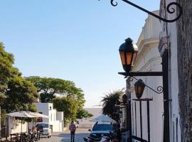 Posada El Viejo Consulado, hotel di Colonia del Sacramento