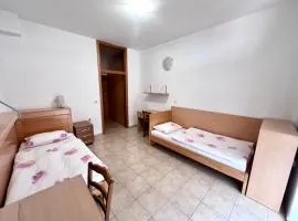 Paxora sobe - Mostar