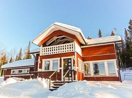 Holiday Home Pallaksen valkkorinne by Interhome, hotelli kohteessa Raattama