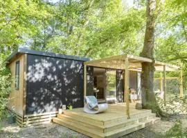 Cottage Garden Forest Camp 4p 2Bdrms Air