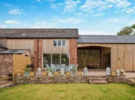 4 Bed in Longsdon 95163