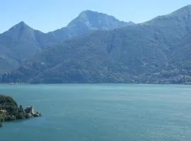 Belvedere Menaggio-4 Luxury homes-by Italian Apartments Casa Paradiso, Apartmento Belvedere, Woon Belvedere Apartment Penthouse, VH apartment Bella Vista