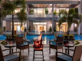 Mountain Creek 7BHK Luxury Retreat by ELIVAAS Prive Near Fatehsagar