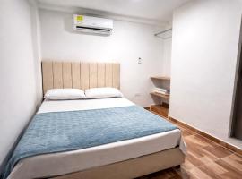 Hotel Ocean Blue Inn, ξενοδοχείο στη Σάντα Μάρτα