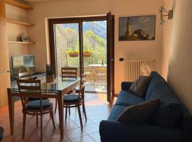 Casa Alba sul Lago, хотел в Дервио