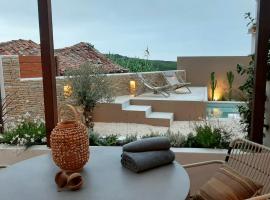 Viladraga - Casa da Ursa, hotell i Colares