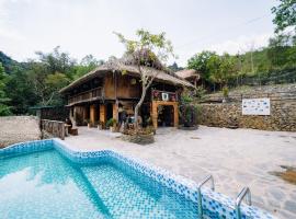 Tha Hill Panorama - Private Motorbike, SUV, Jeep Tour & Motorbike Rental, Hotel in Làng Xa