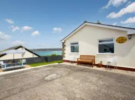 3 Bed in Sennen Cove oc-p00781