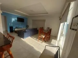 Casa com Piscina em Itipuaçu