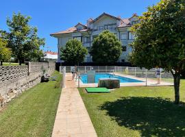 Apartamento piscina - Casa Los acantilados de Ajo, hotel a Ajo