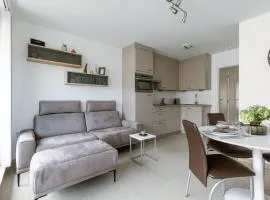 Casiola - Spacious & light apartment with double terrace