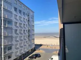 Casiola - Modern one bedroom apartment with lateral sea view