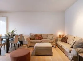 Casiola - Modern apartment close to the beach